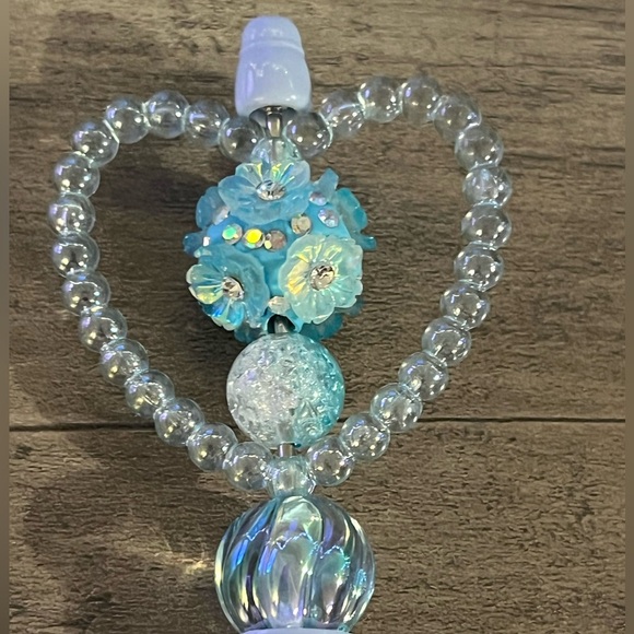 Heart beaded pen - Picture 3 of 4